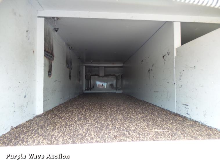 image for item DE3659 2005 International 7400 digger derrick truck