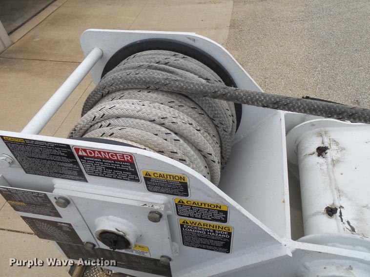 image for item DE3659 2005 International 7400 digger derrick truck