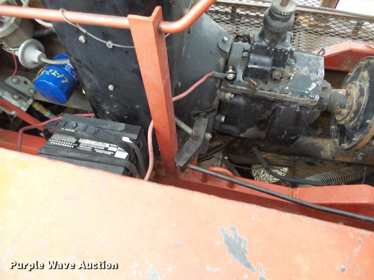 image for item DE3660 2004 International 7400 pressure digger truck