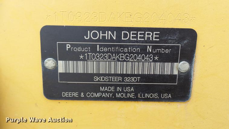 image for item DP9527 2011 John Deere 323D skid steer