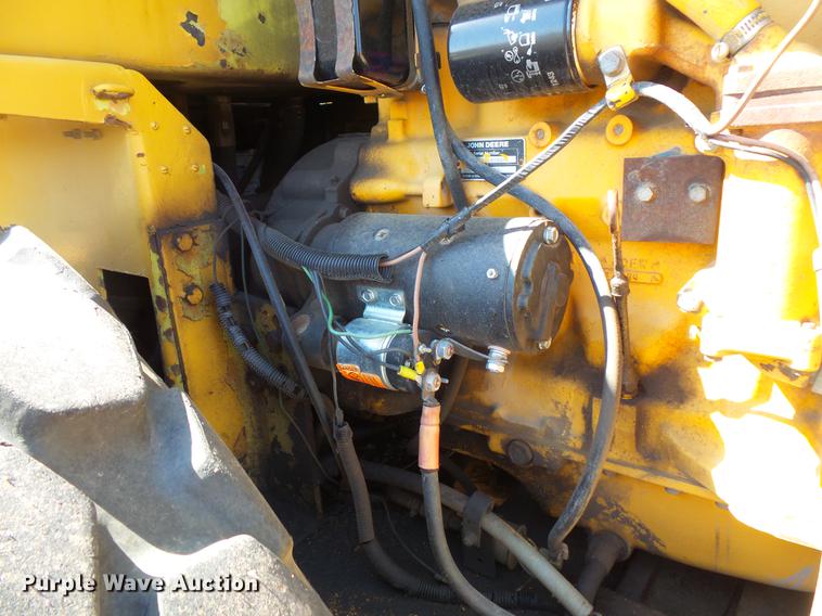 image for item DV9710 Caterpillar CS-433 single drum vibratory roller