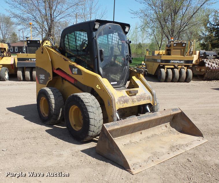 image for item DV9711 2010 Caterpillar 246C skid steer