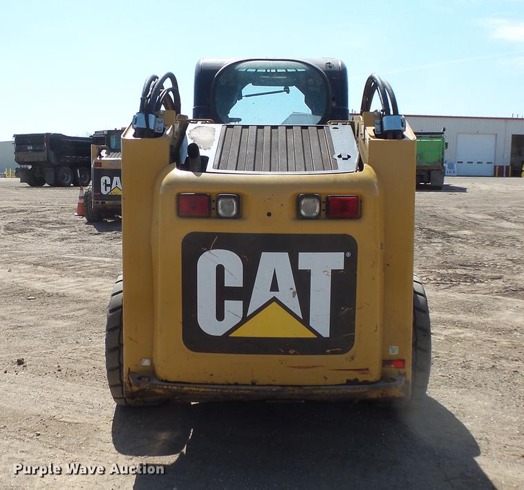image for item DV9711 2010 Caterpillar 246C skid steer