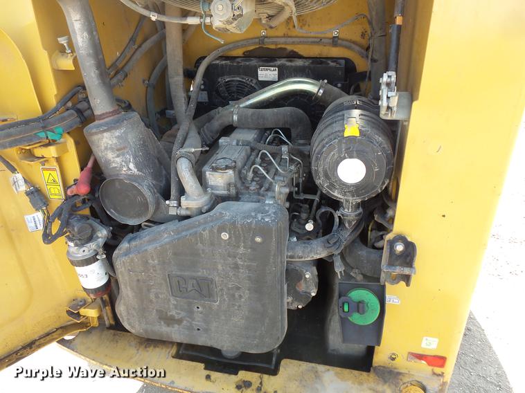image for item DV9711 2010 Caterpillar 246C skid steer