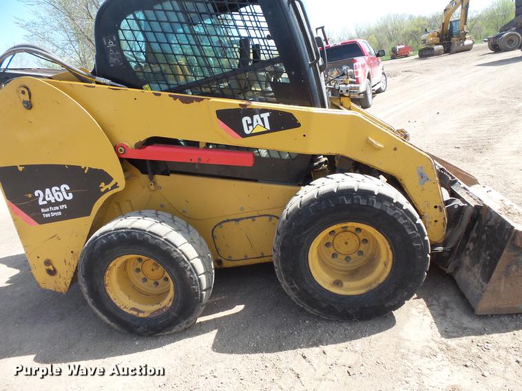 image for item DV9711 2010 Caterpillar 246C skid steer