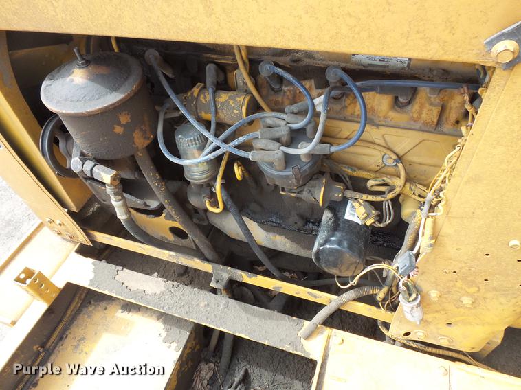 image for item DV9713 1988 Ingram 11-2700-R pneumatic roller