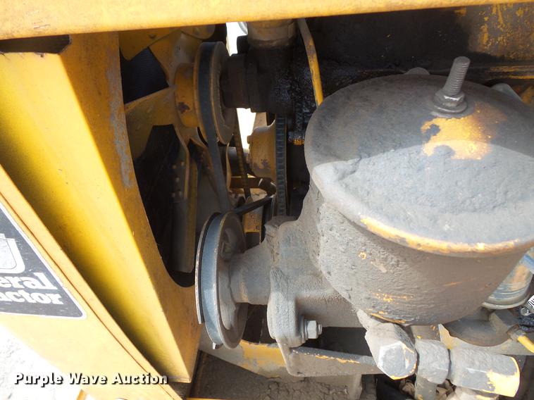 image for item DV9713 1988 Ingram 11-2700-R pneumatic roller