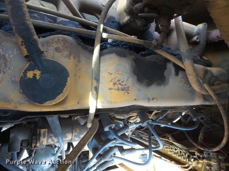 image for item DV9713 1988 Ingram 11-2700-R pneumatic roller