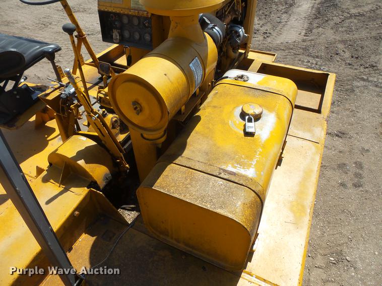 image for item DV9714 1988 Ingram 1-2700-P pneumatic roller