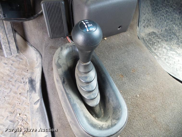 image for item DV9715 2000 Dodge Ram 1500 Ext. Cab pickup truck