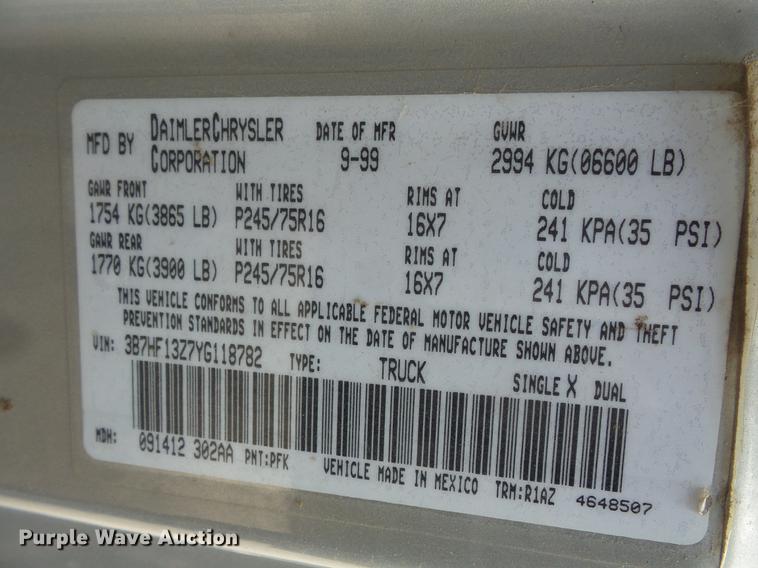 image for item DV9715 2000 Dodge Ram 1500 Ext. Cab pickup truck