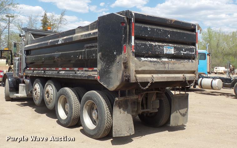 image for item DV9716 1991 Peterbilt 379 dump truck