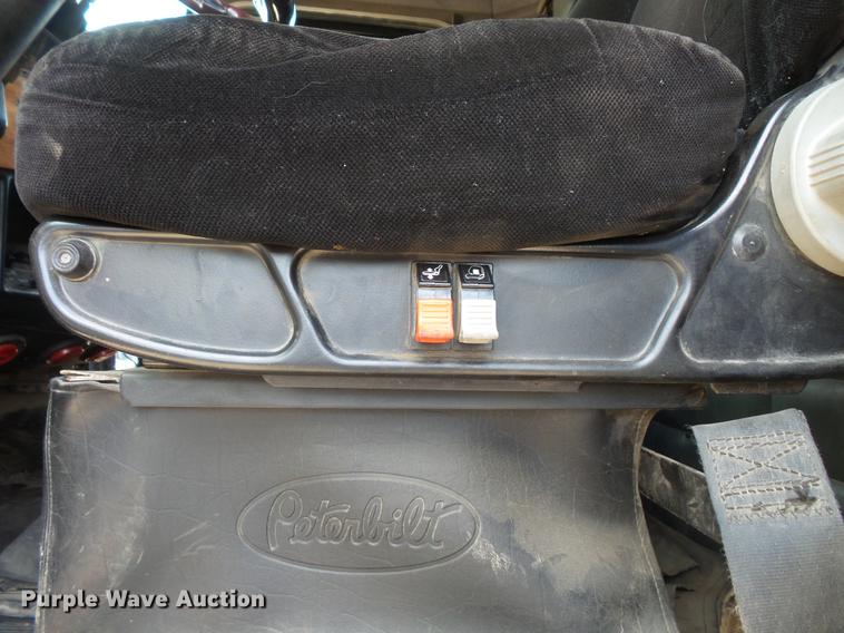 image for item DV9716 1991 Peterbilt 379 dump truck