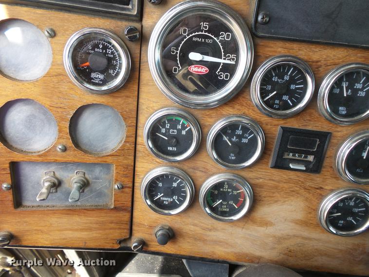 image for item DV9716 1991 Peterbilt 379 dump truck