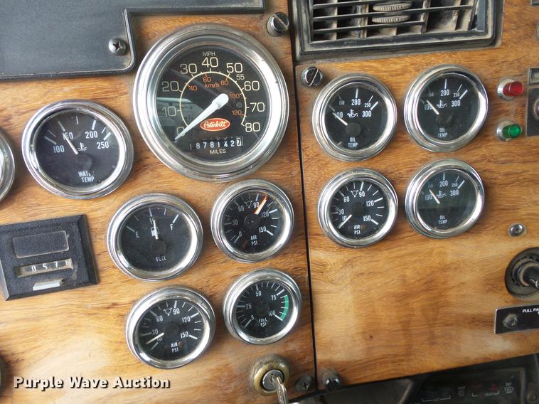 image for item DV9716 1991 Peterbilt 379 dump truck