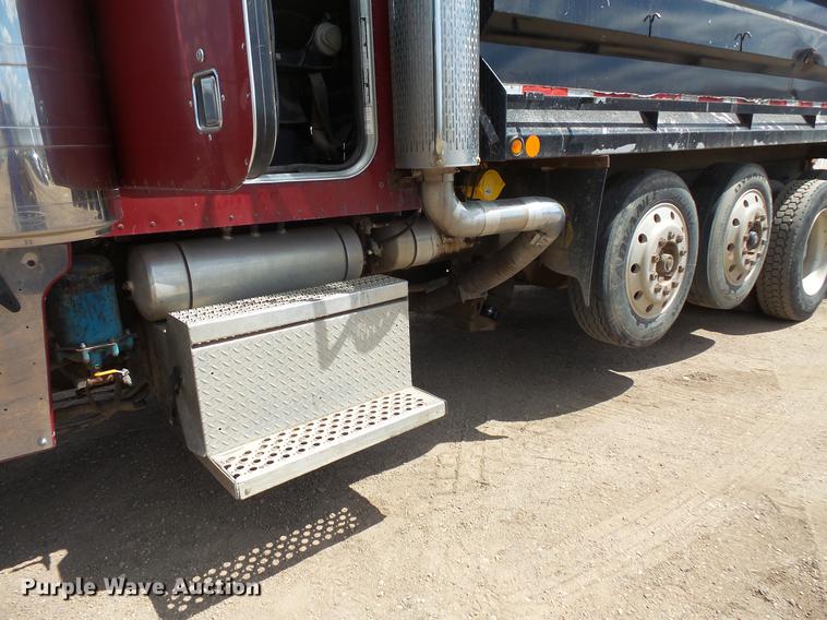 image for item DV9716 1991 Peterbilt 379 dump truck