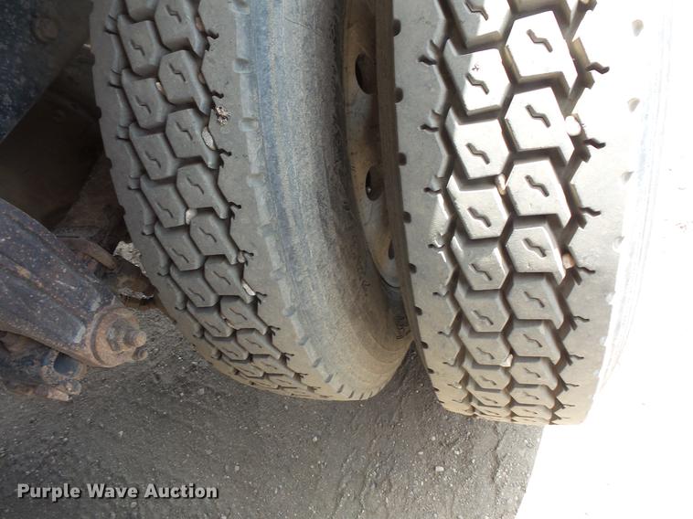 image for item DV9716 1991 Peterbilt 379 dump truck