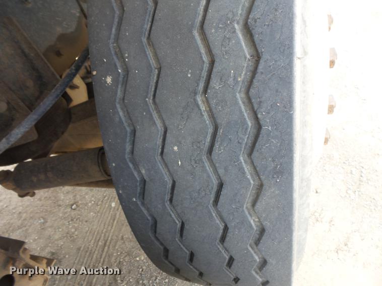 image for item DV9716 1991 Peterbilt 379 dump truck