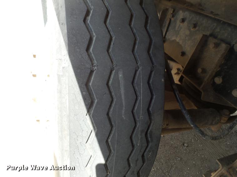 image for item DV9716 1991 Peterbilt 379 dump truck