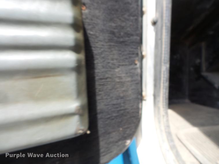 image for item DV9717 1995 Peterbilt 377 semi truck