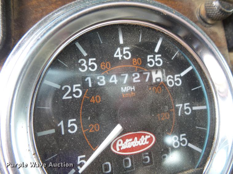 image for item DV9717 1995 Peterbilt 377 semi truck