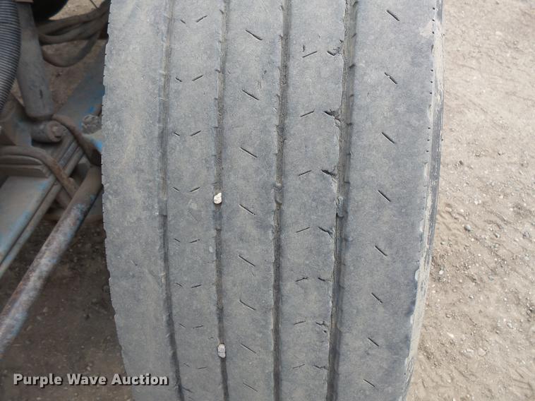 image for item DV9717 1995 Peterbilt 377 semi truck