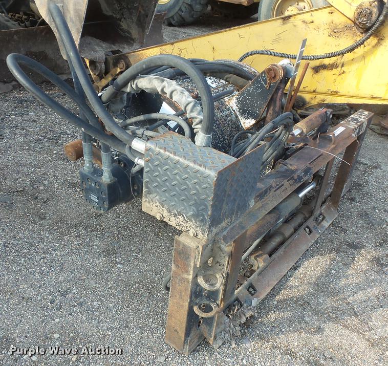 image for item DV9738 Coneqtec AP600 skid steer cold planer