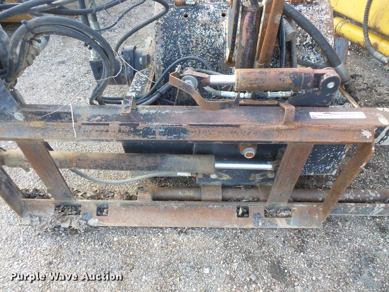 image for item DV9738 Coneqtec AP600 skid steer cold planer