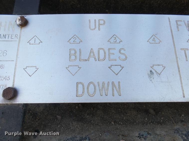 image for item DX9098 1989 International G-8300 truck with Big John tree spade