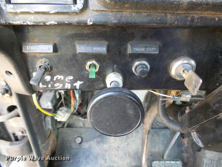 image for item DX9098 1989 International G-8300 truck with Big John tree spade