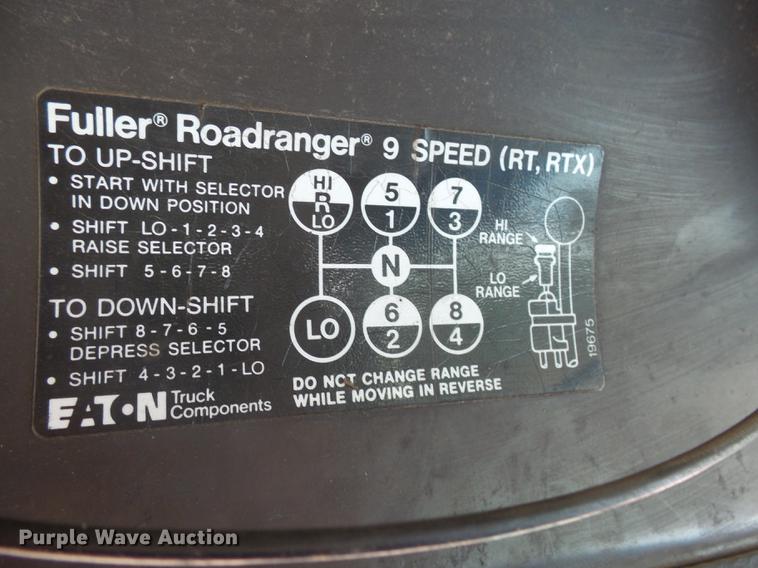 image for item DX9098 1989 International G-8300 truck with Big John tree spade