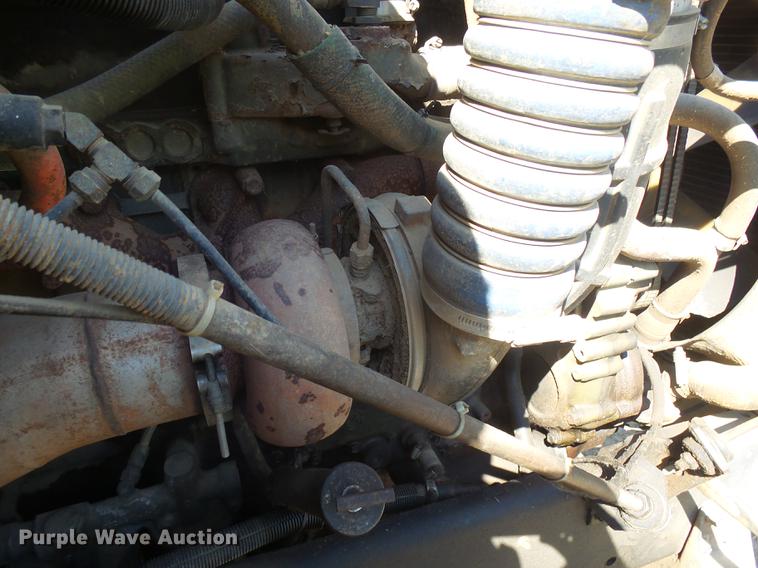 image for item DX9098 1989 International G-8300 truck with Big John tree spade