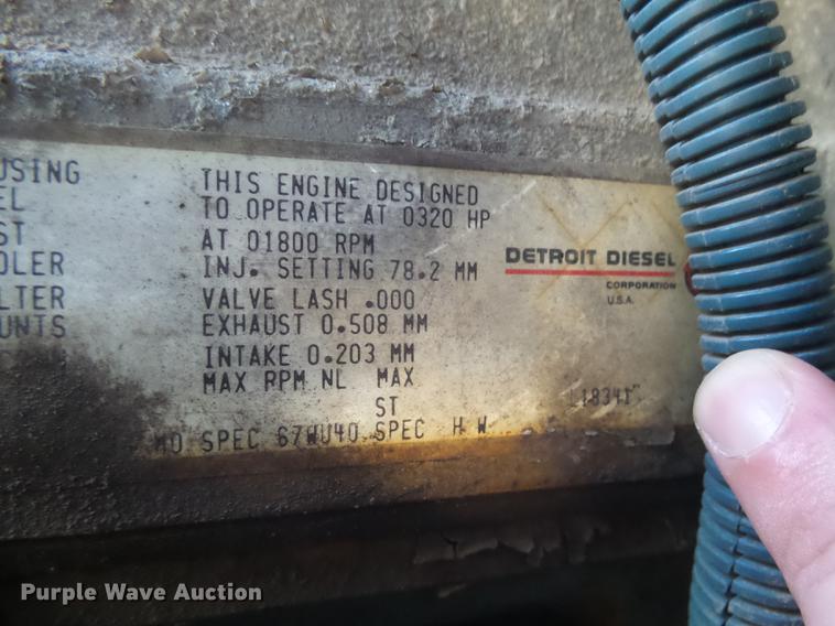 image for item DX9098 1989 International G-8300 truck with Big John tree spade