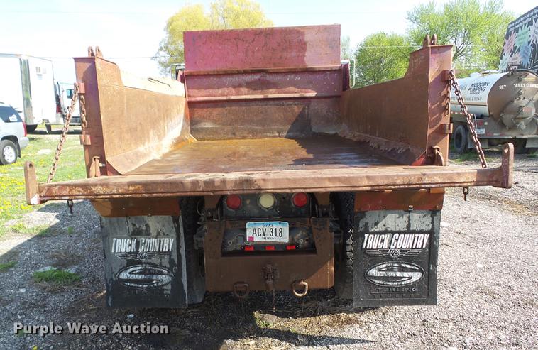 image for item DZ9247 1994 Ford LN9000 dump truck
