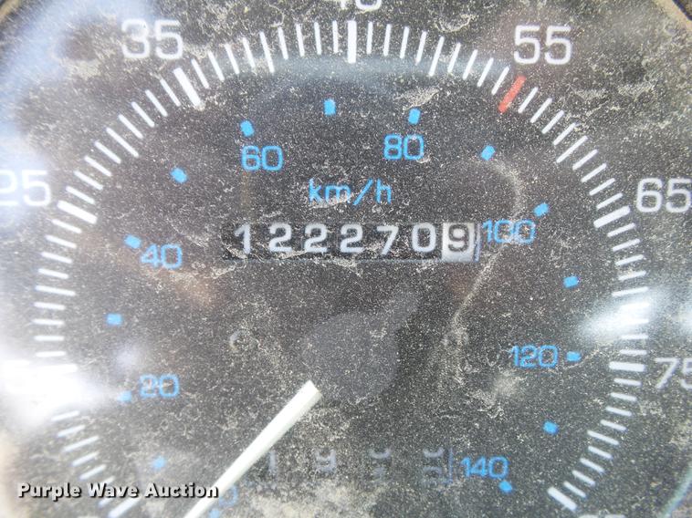 image for item DZ9248 1993 Ford CF8000 vacuum truck