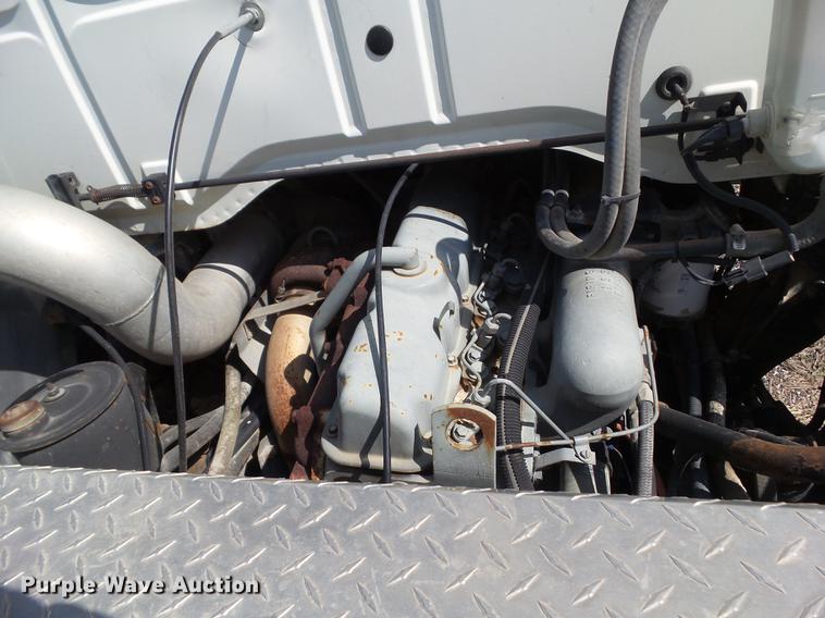 image for item DZ9248 1993 Ford CF8000 vacuum truck