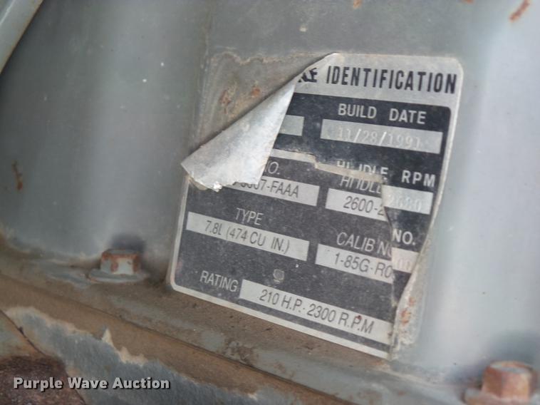 image for item DZ9248 1993 Ford CF8000 vacuum truck