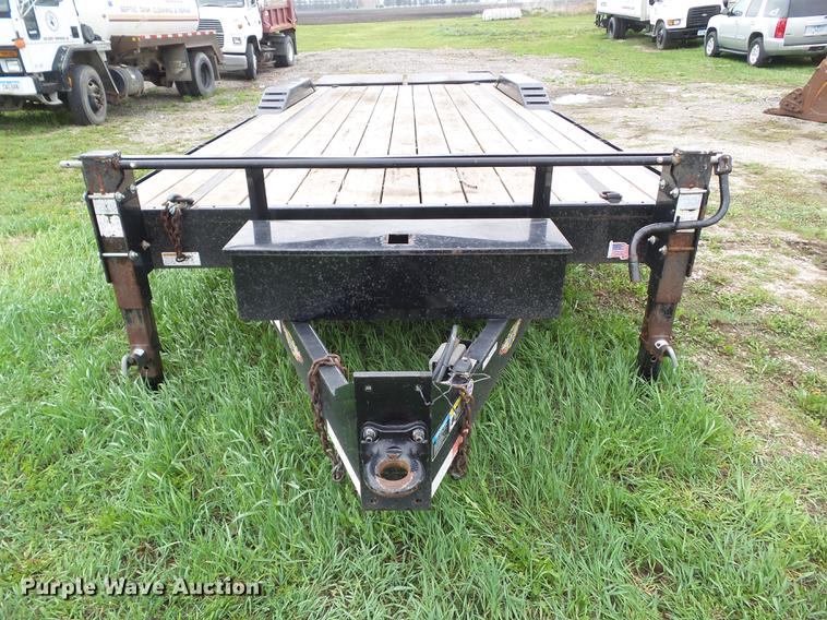 image for item DZ9249 2016 H&H equipment trailer