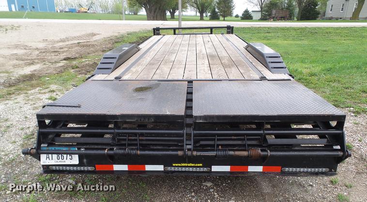 image for item DZ9249 2016 H&H equipment trailer