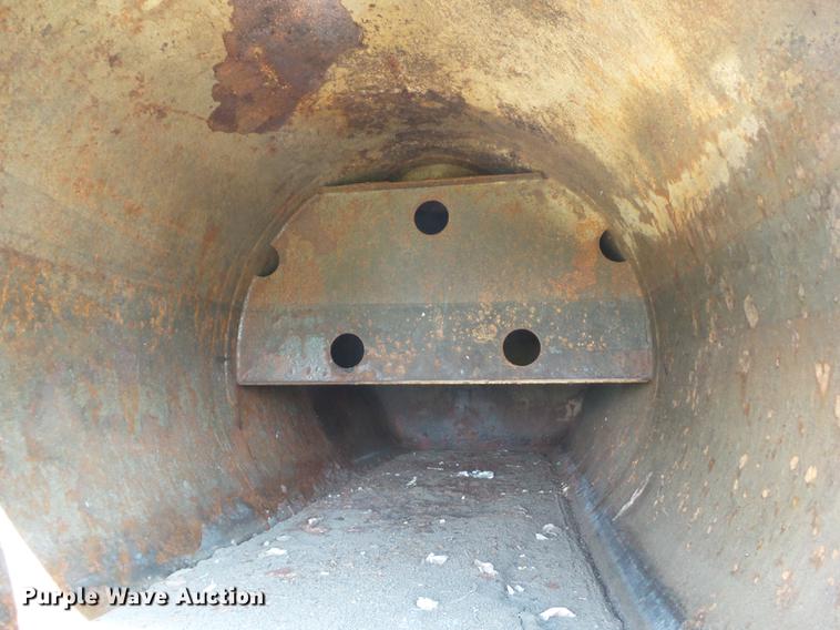 image for item DZ9331 2002 Freightliner FL80 vacuum truck