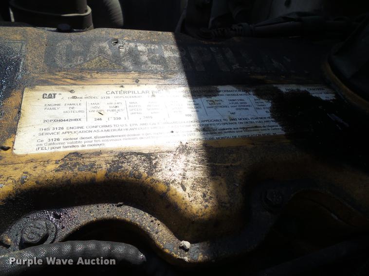 image for item DZ9331 2002 Freightliner FL80 vacuum truck