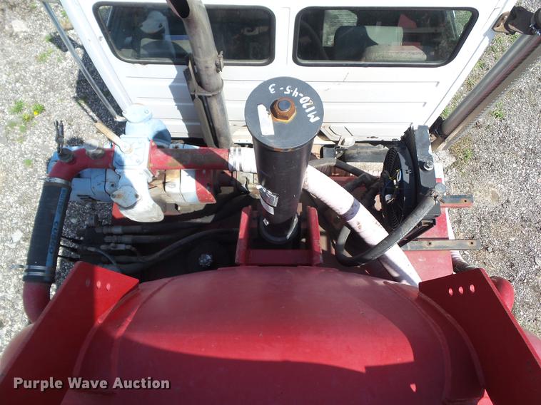 image for item DZ9331 2002 Freightliner FL80 vacuum truck