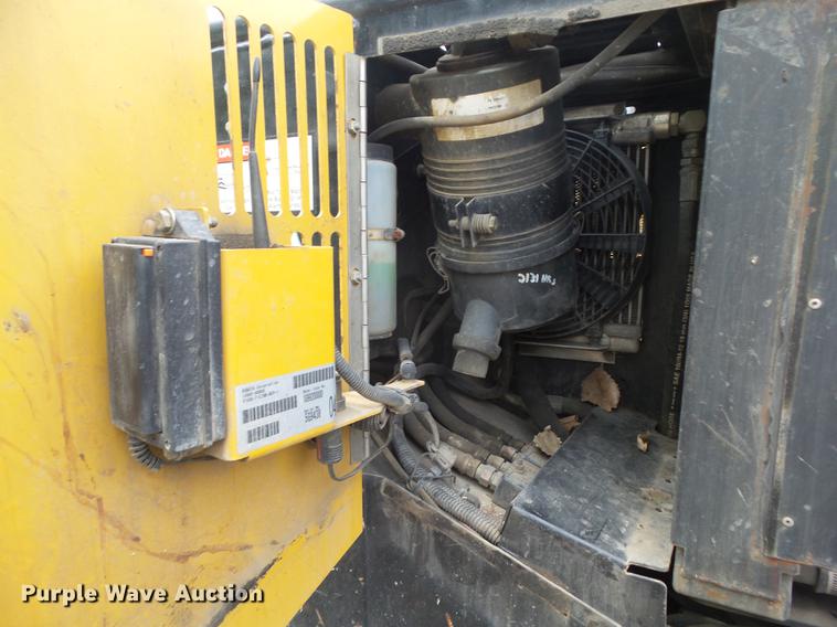 image for item DZ9333 2005 Vermeer D7X11 Series II directional boring unit