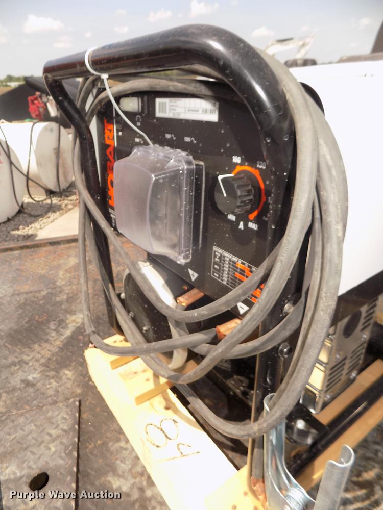 image for item DZ9501 Hobart welder/generator