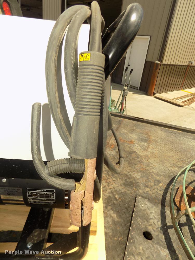 image for item DZ9501 Hobart welder/generator