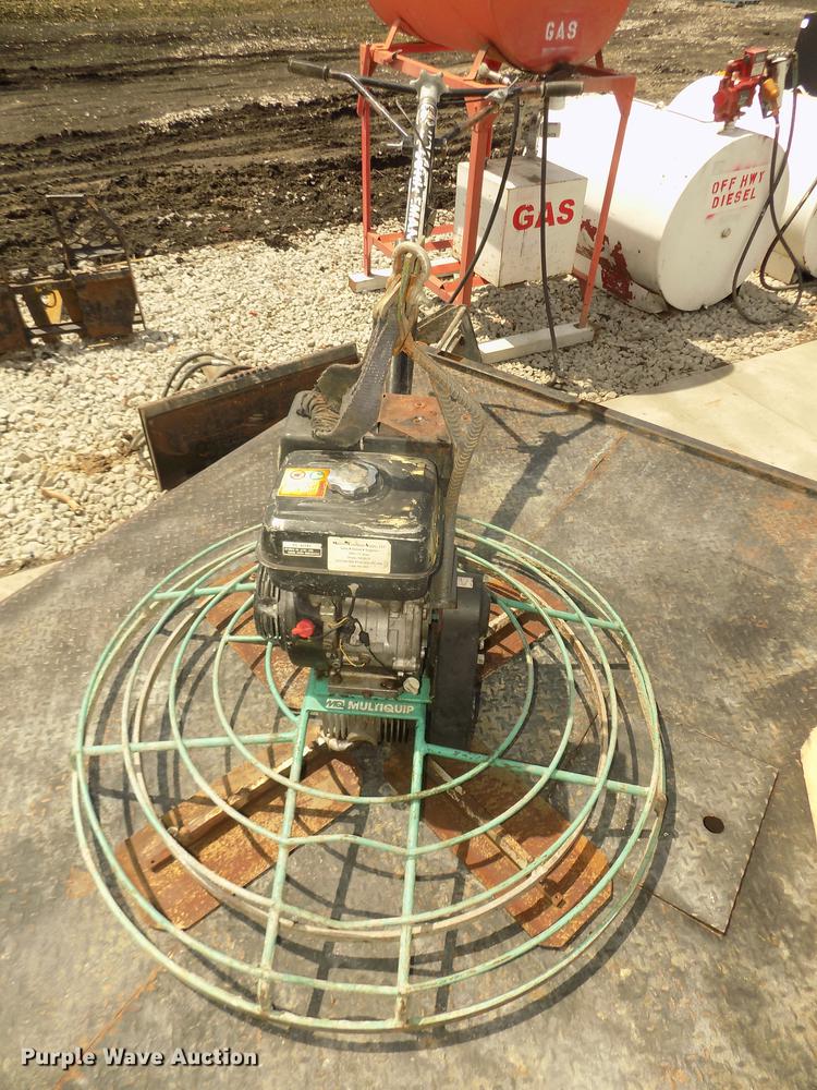 image for item DZ9502 MQ Whiteman BA48H power trowel