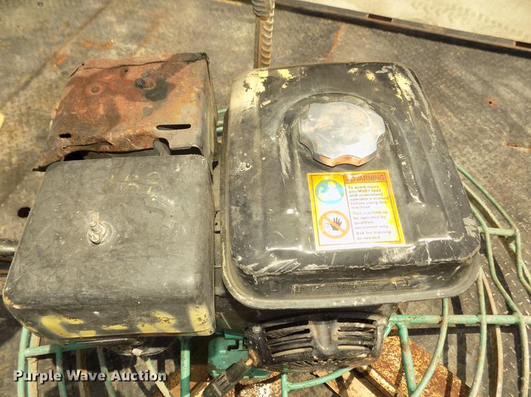 image for item DZ9502 MQ Whiteman BA48H power trowel