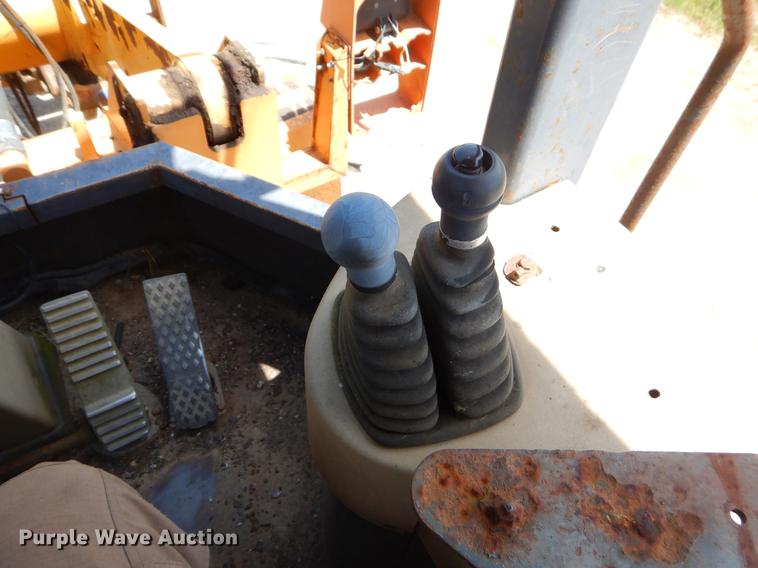 image for item EI9130 Case 721C wheel loader