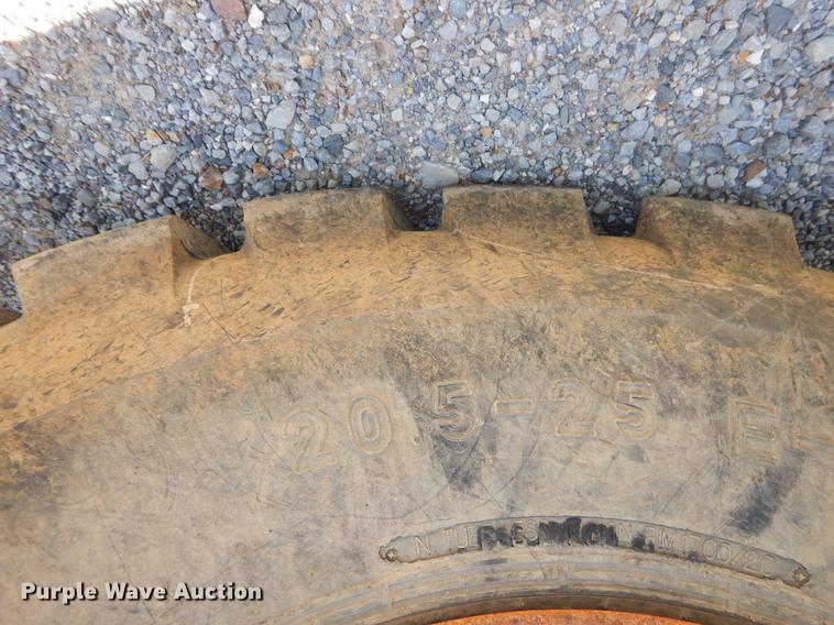 image for item EI9130 Case 721C wheel loader