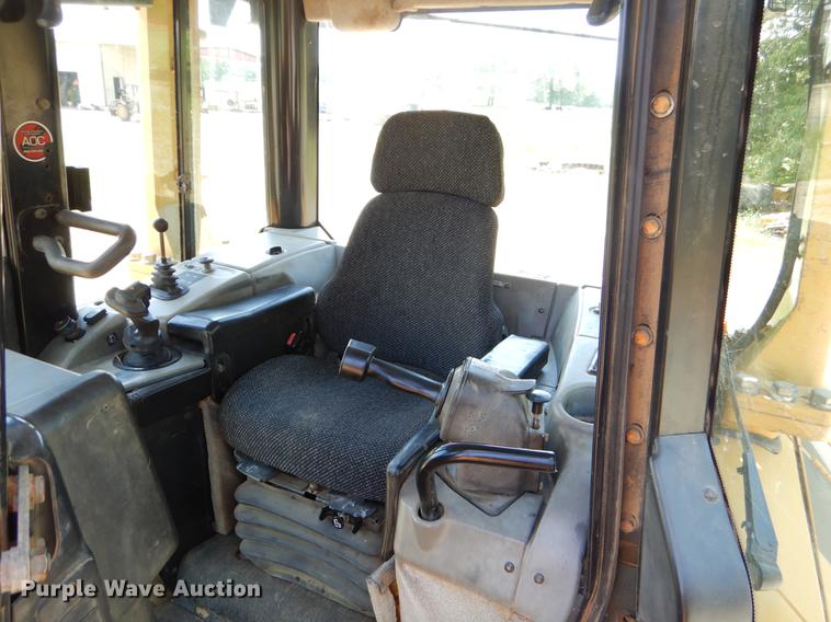 image for item EI9138 Caterpillar D6N XL dozer